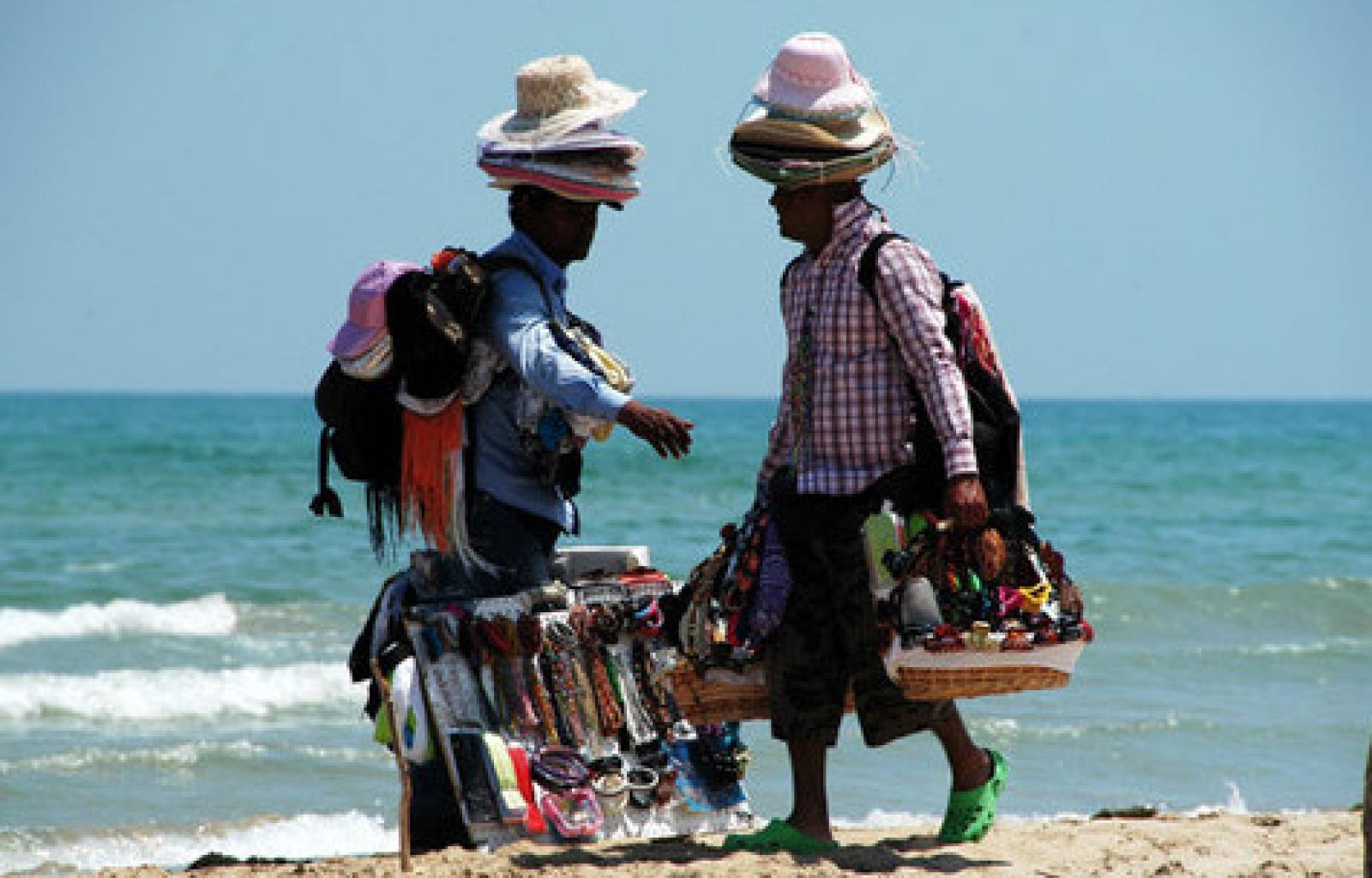 abusivi spiaggia.jpg
