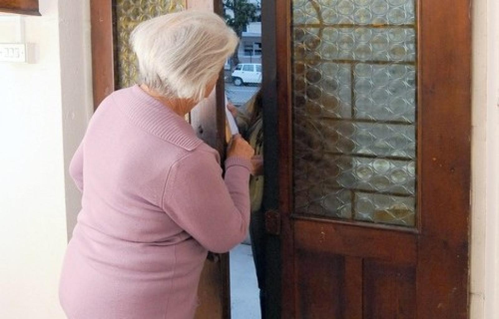 Coronavirus, l'allarme di Anap contro le truffe