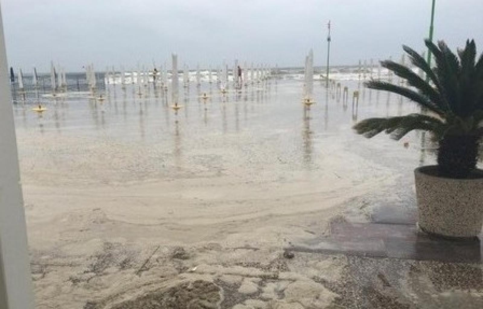 maltempo rosolina mare (1)