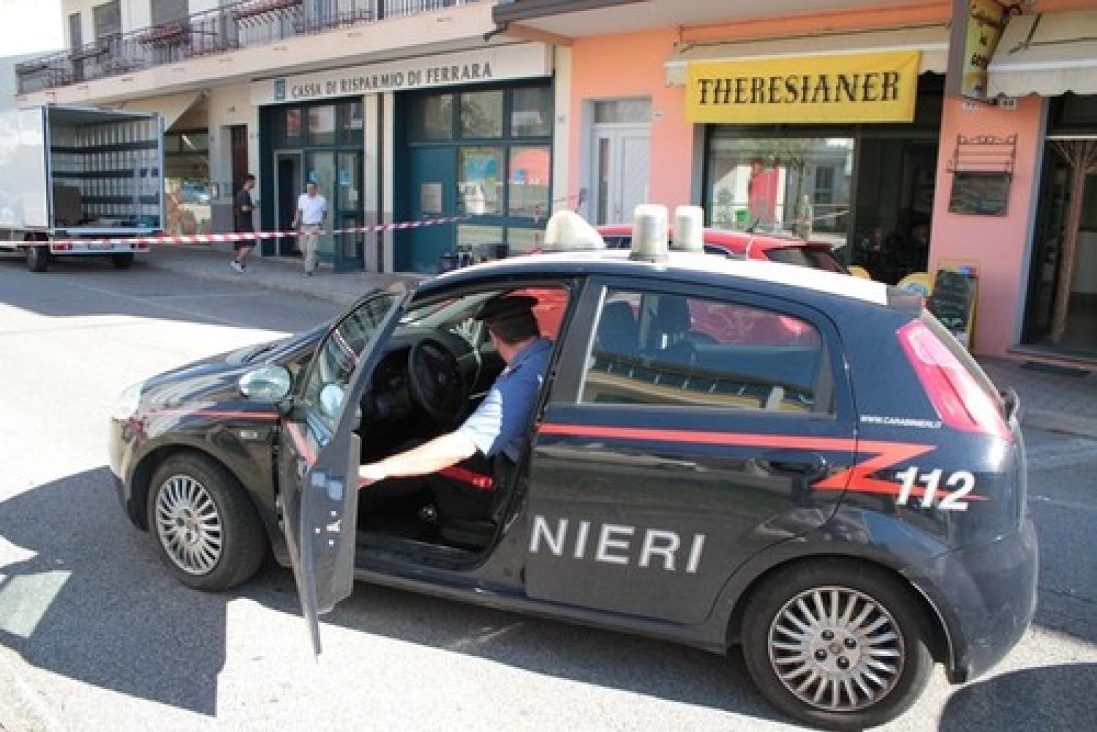 Banca di Ferrara Bancomat Polesella 6