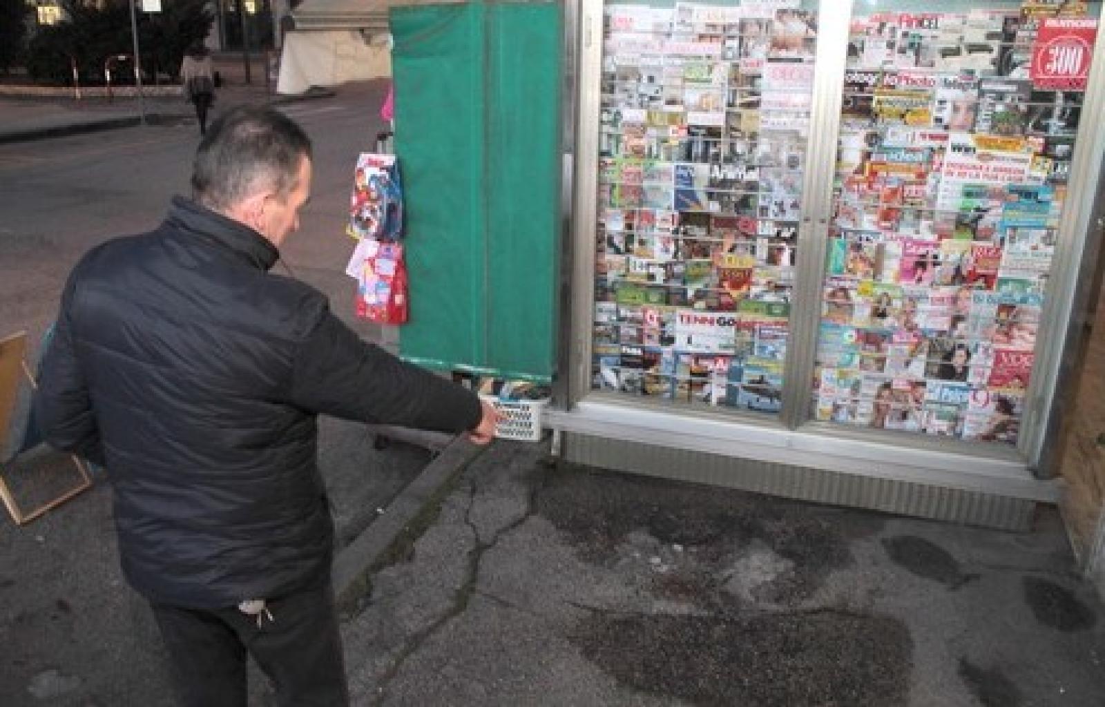 Via Fleming Edicola 2.jpg