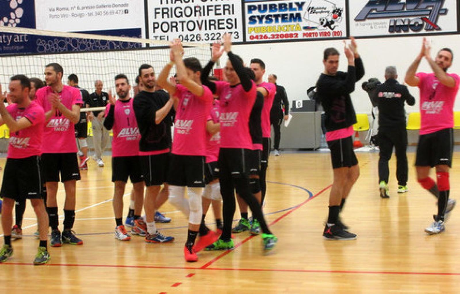 l'Alva Inox saluta il pubblico.JPG