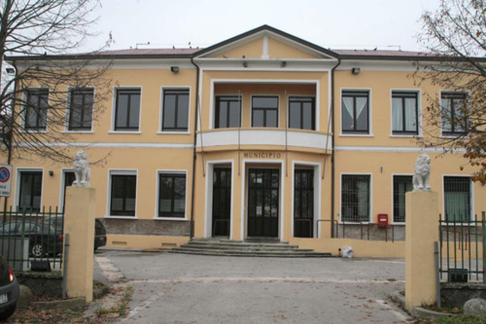 Un debito di 100mila euro con Ecoambiente