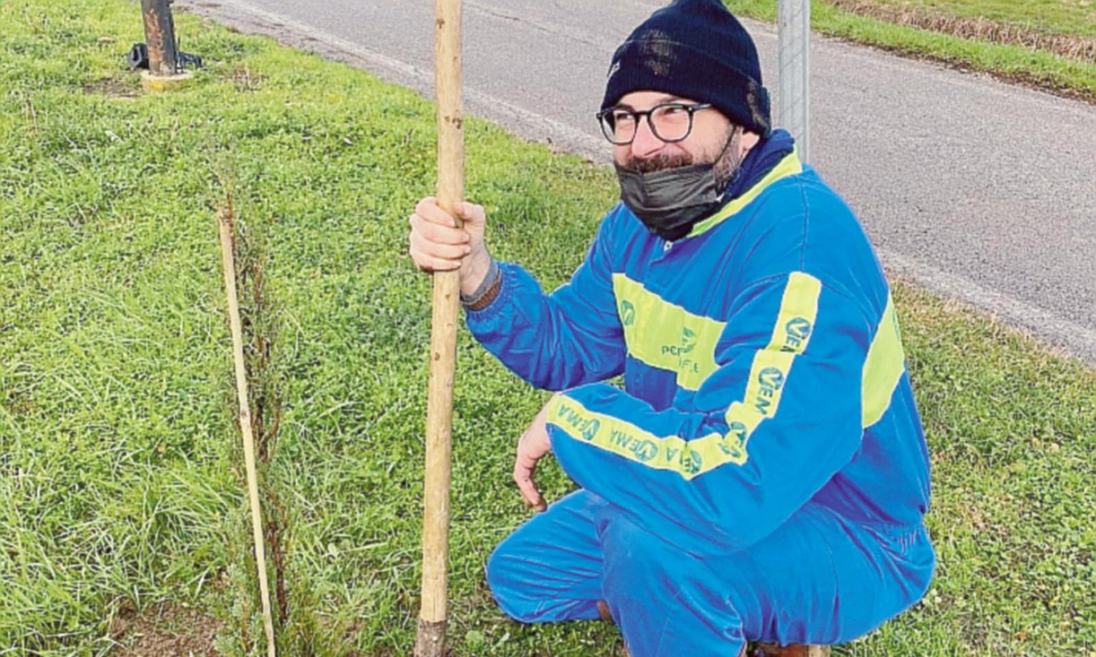 La Befana dei campioni: si piantano alberi