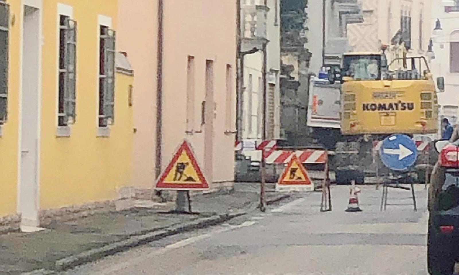 Via Roma, &ldquo;Adesso Badia&rdquo; attacca