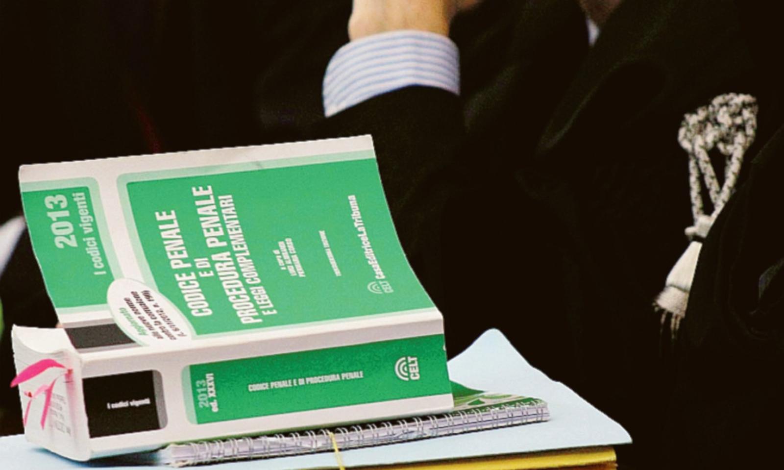 Si intascano le polizze: subagenti condannati