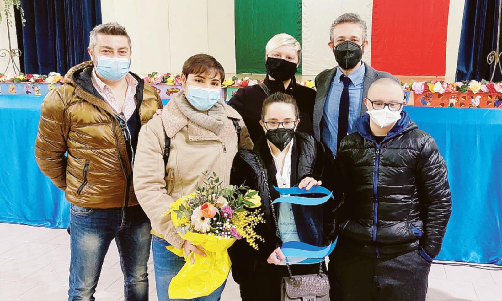 L&rsquo;abbraccio di Canaro alla campionessa