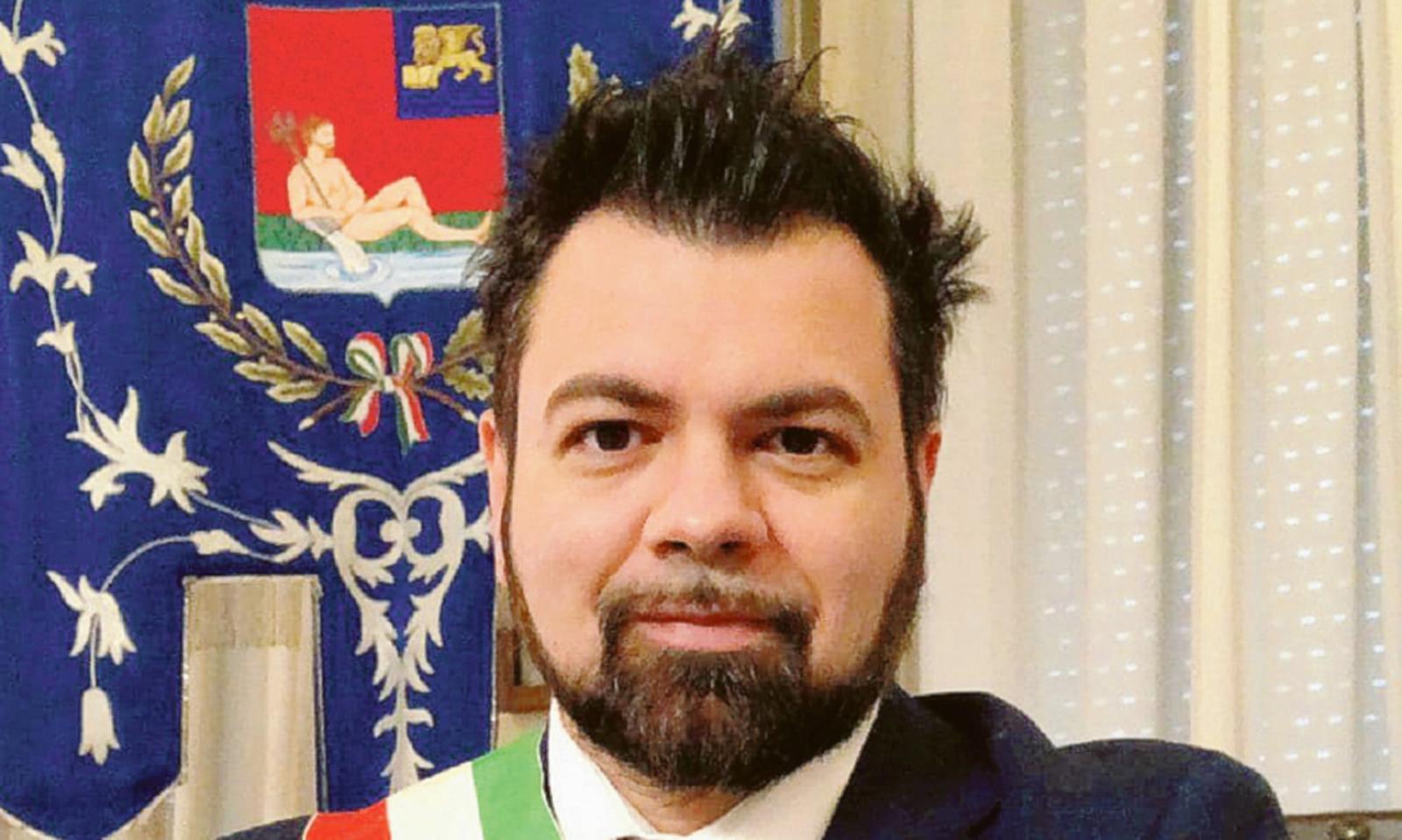 "Usiamo i fondi Covid per pagare le bollette"