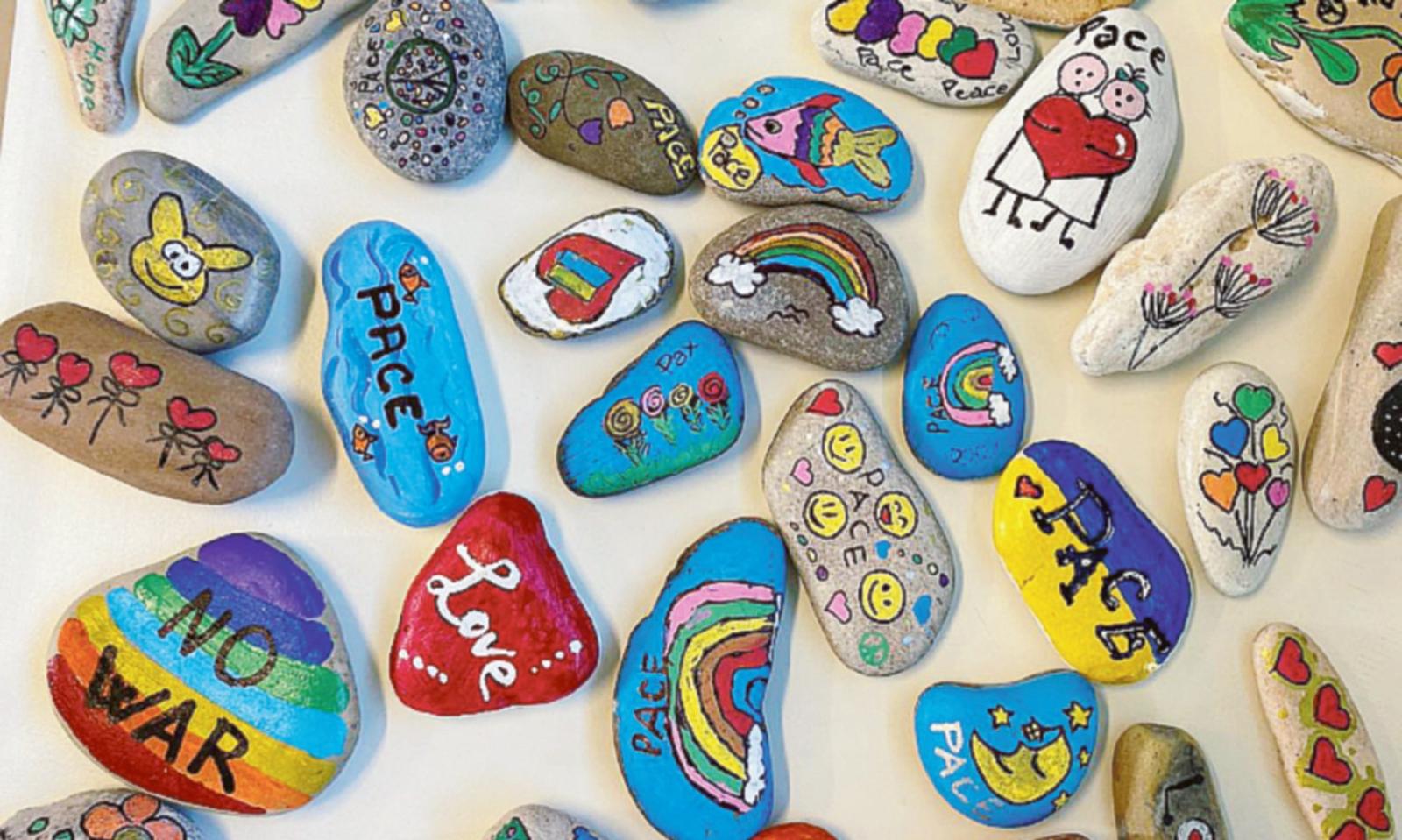 &ldquo;Un sasso per la pace&rdquo; in tutto il paese