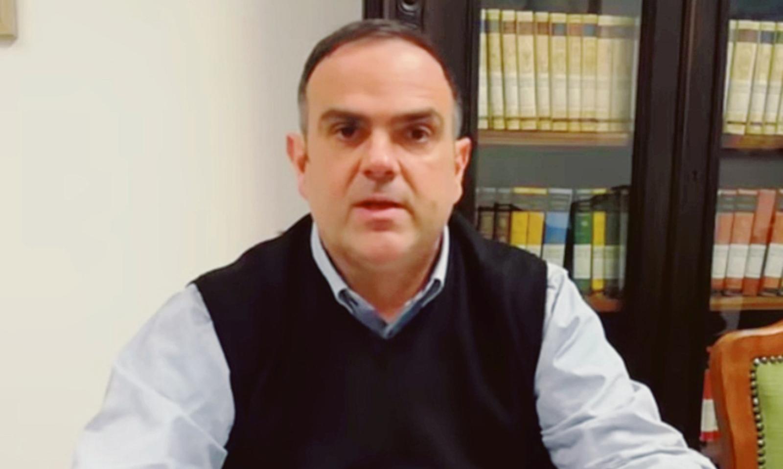 Non pagano pi&ugrave; le tasse: gente senza soldi