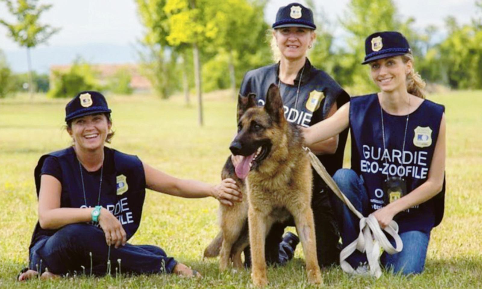 Alcuni volontari Oipa