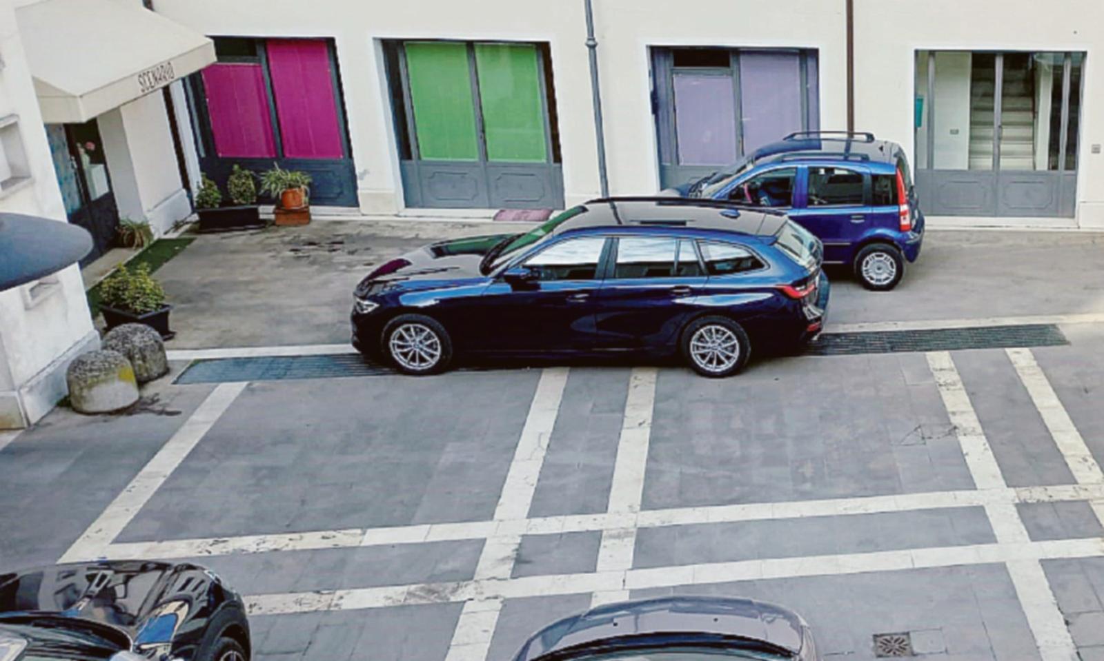 Parcheggio selvaggio, parte l'esposto in procura