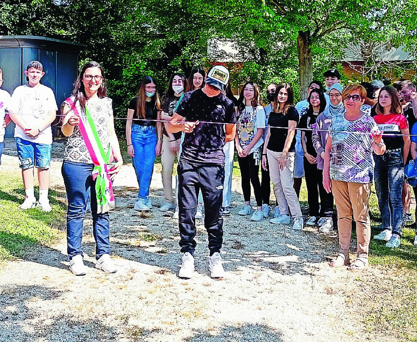 Scuola, alunni e docenti in festa