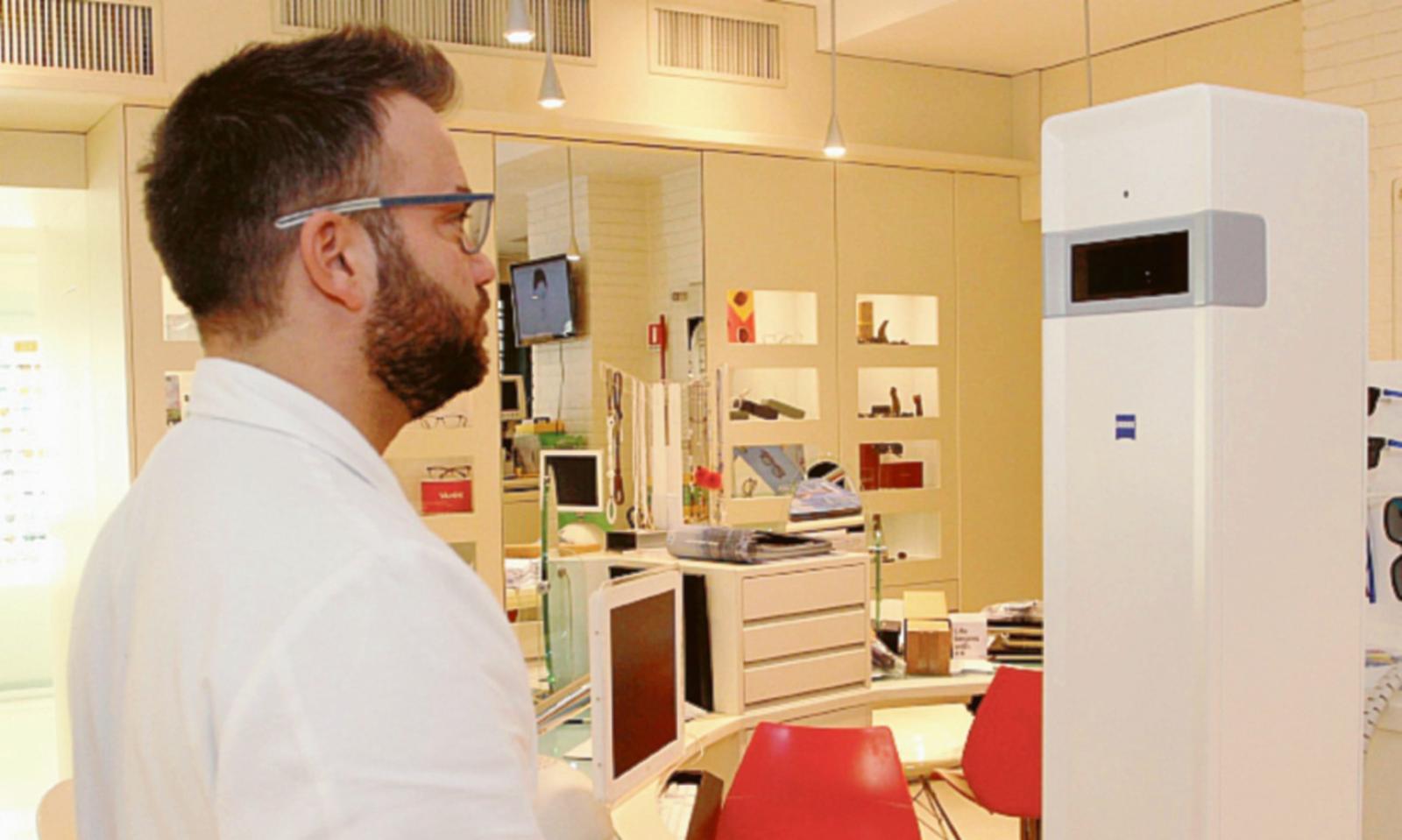 Occhiali gratis per i profughi ucraini