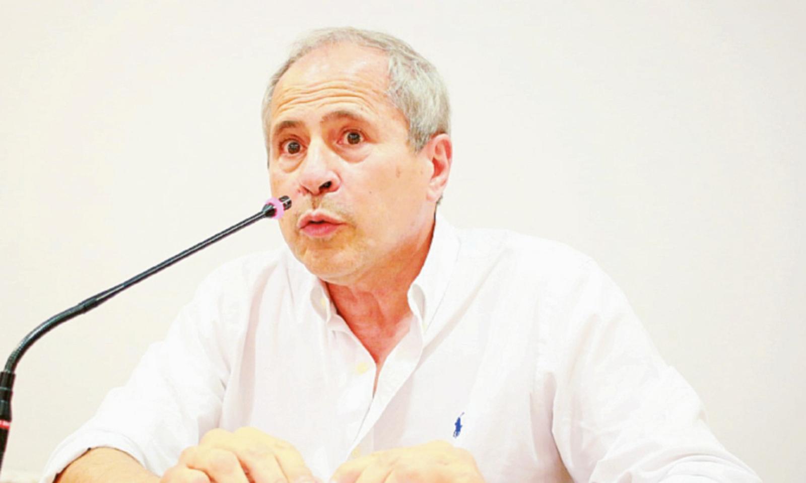 Andrea Crisanti marted&igrave; in Accademia