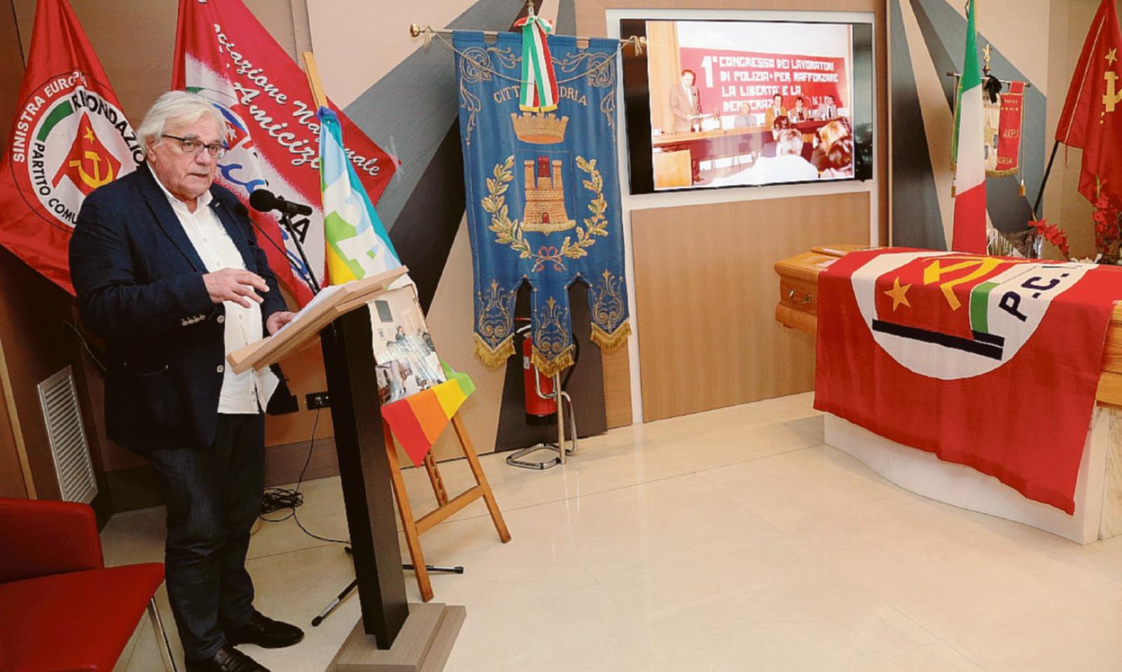 &ldquo;Bella ciao&rdquo; d&agrave; l&rsquo;addio a Vittorio