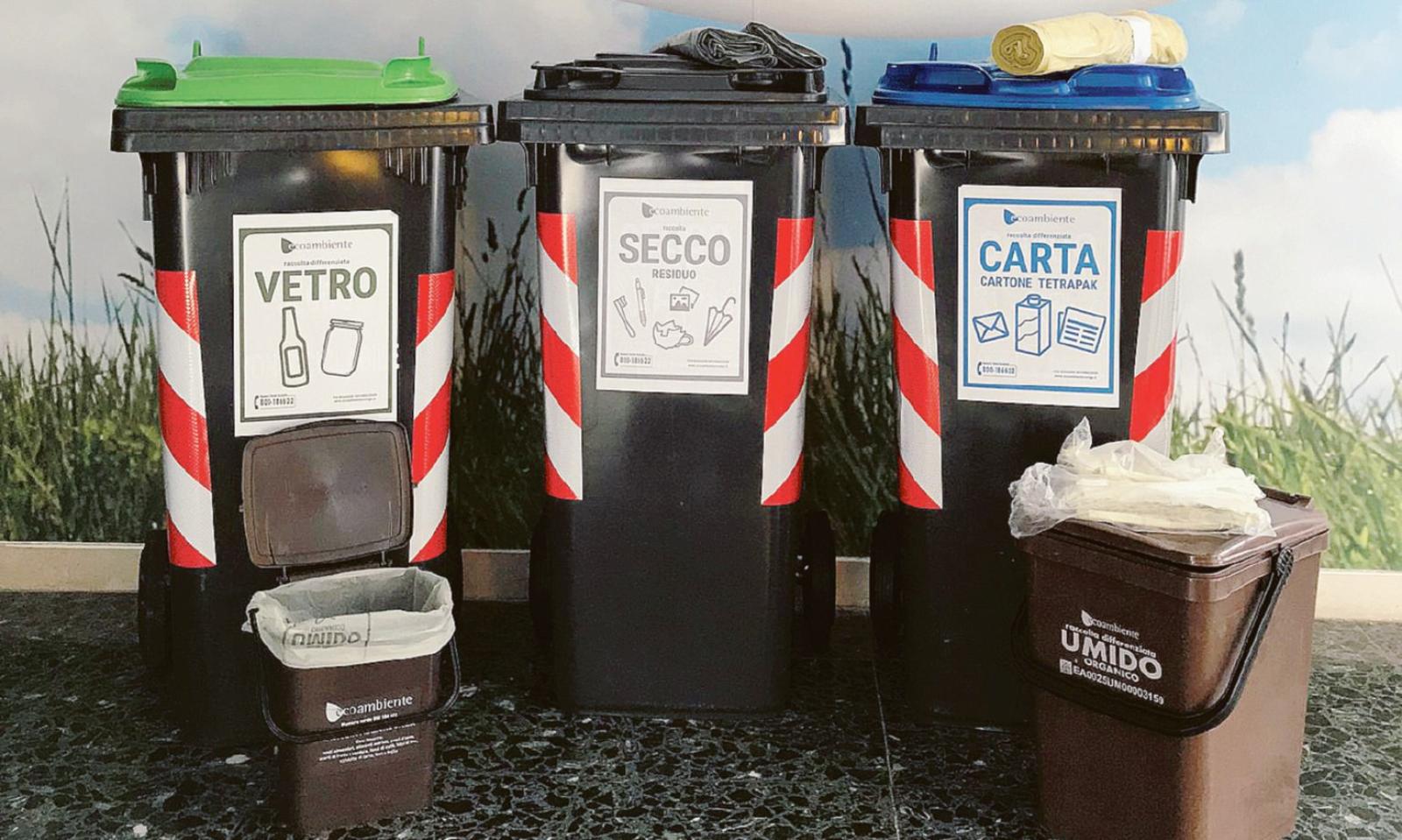 Cambia la differenziata, nuovi bidoni in distribuzione