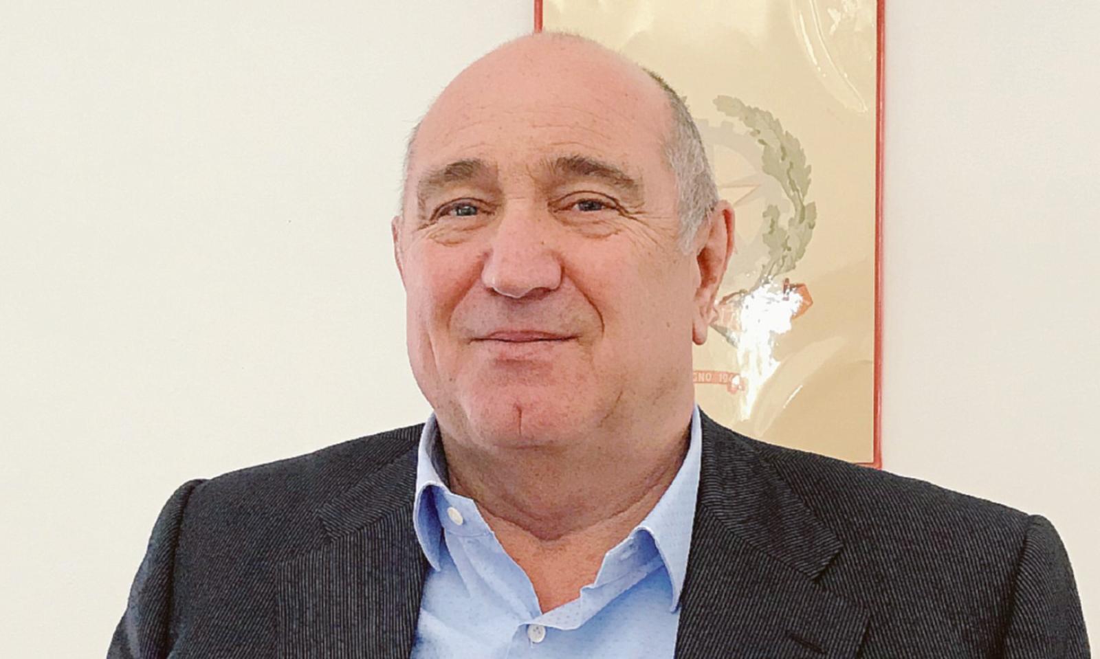 Il sindaco Claudio Gabrielli era notissimo e profondamente amato