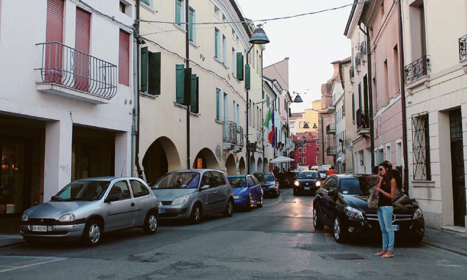 Ztl anche in piazza Duomo e via Badaloni