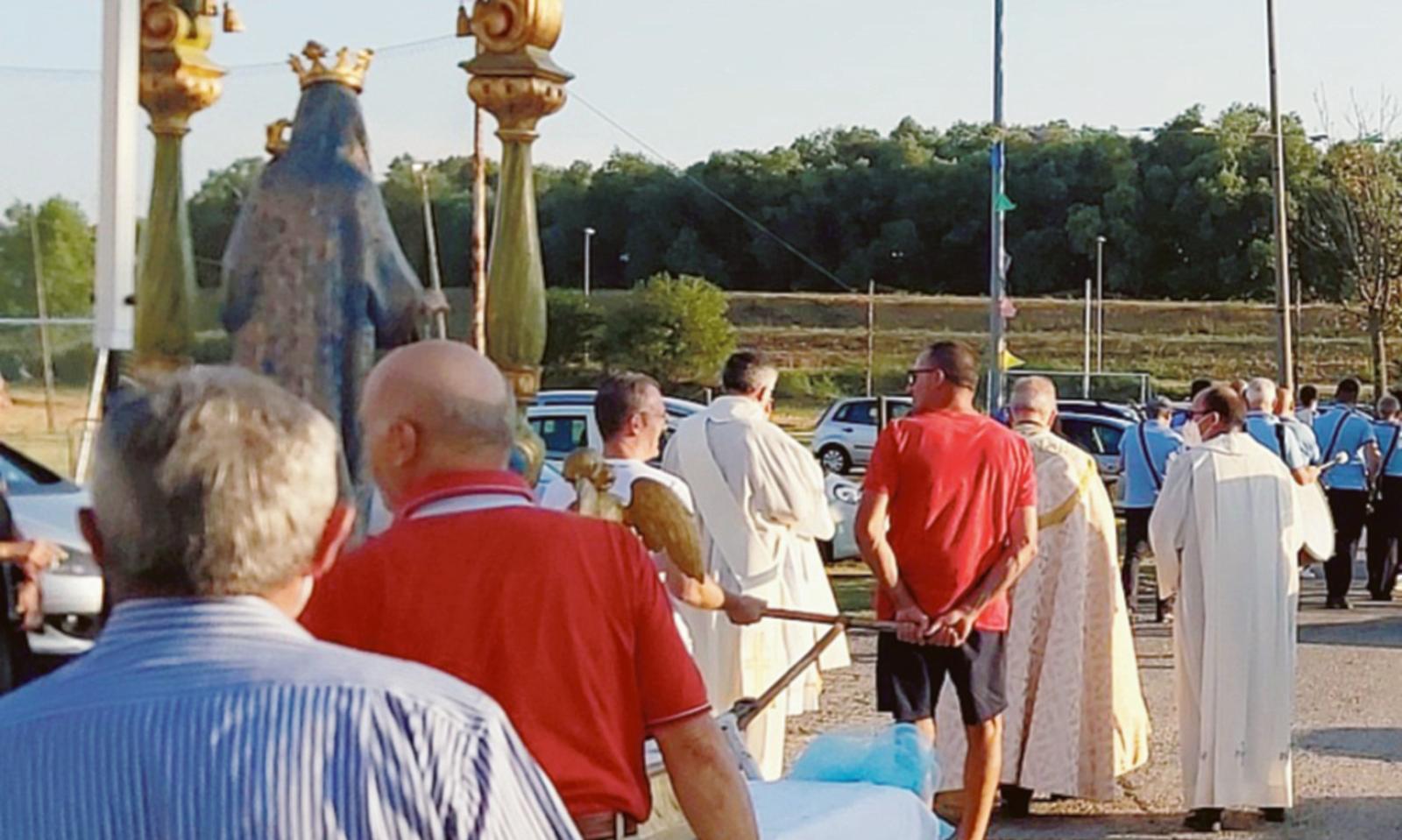 Due comunit&agrave; festeggiano il patrono