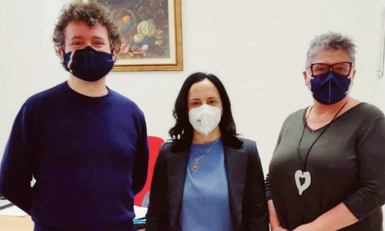 "Dipendenti in fuga da Comune e Civici"