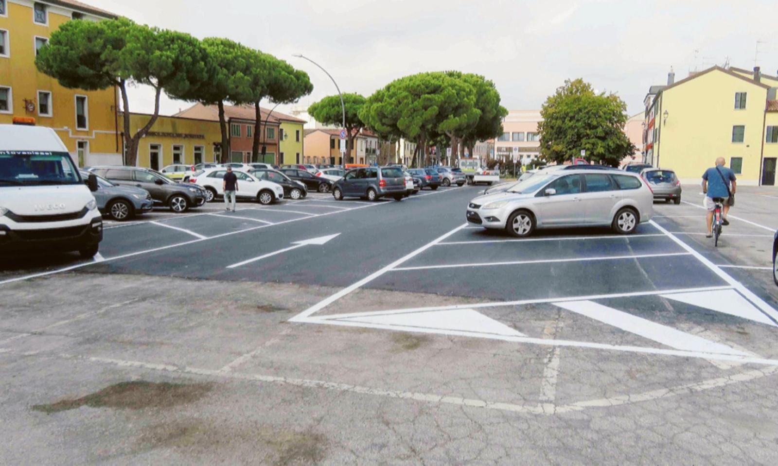 Colata di asfalto in Canareggio: una mostruosit&agrave;