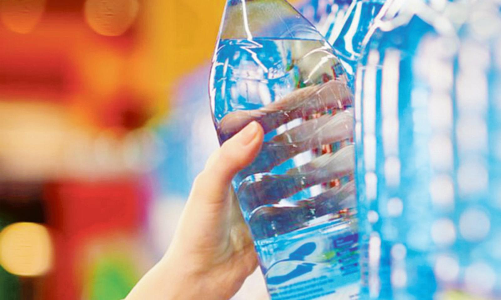 Confermato: l'acqua gasata sta sparendo dagli scaffali