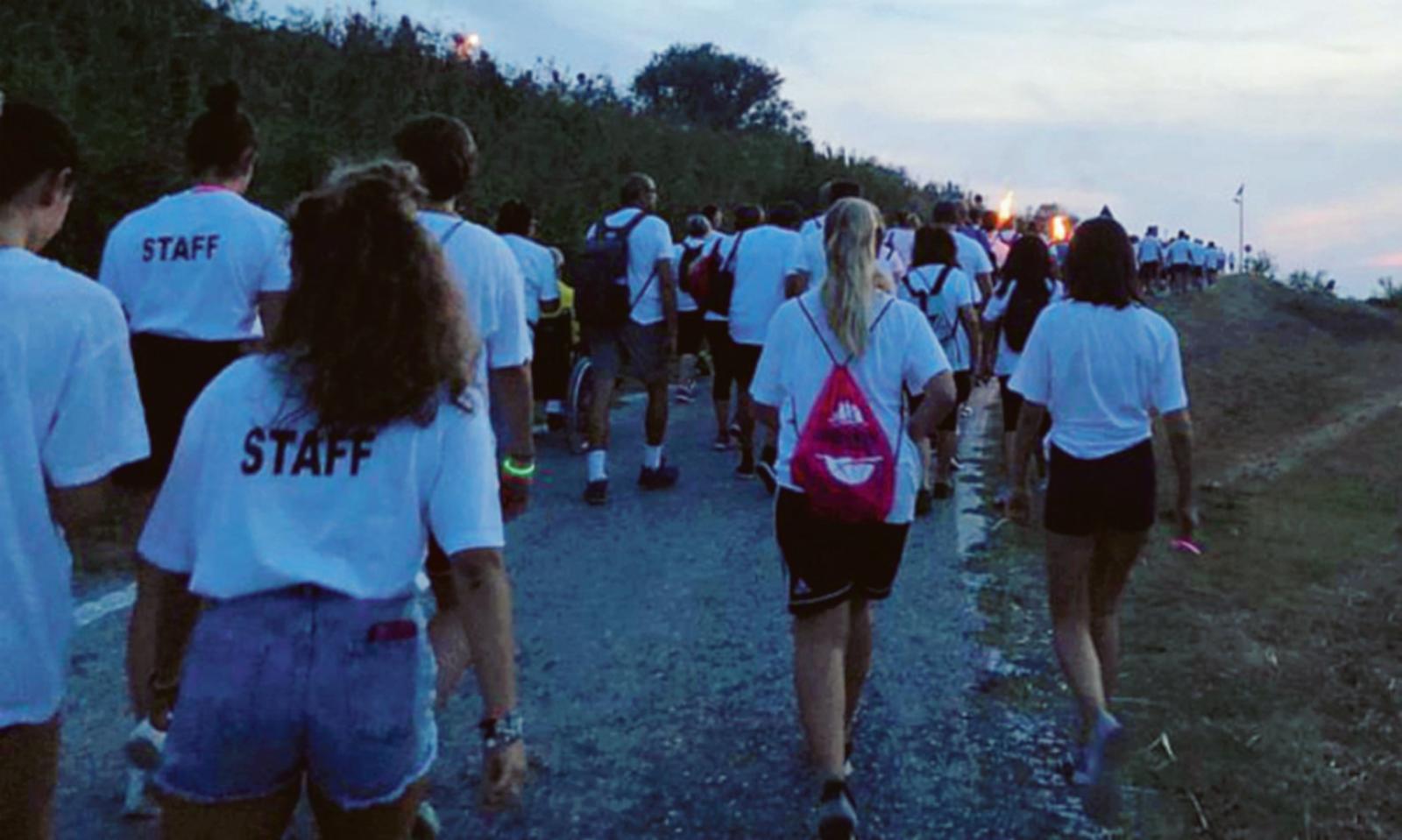 Al tramonto, seguendo il Po