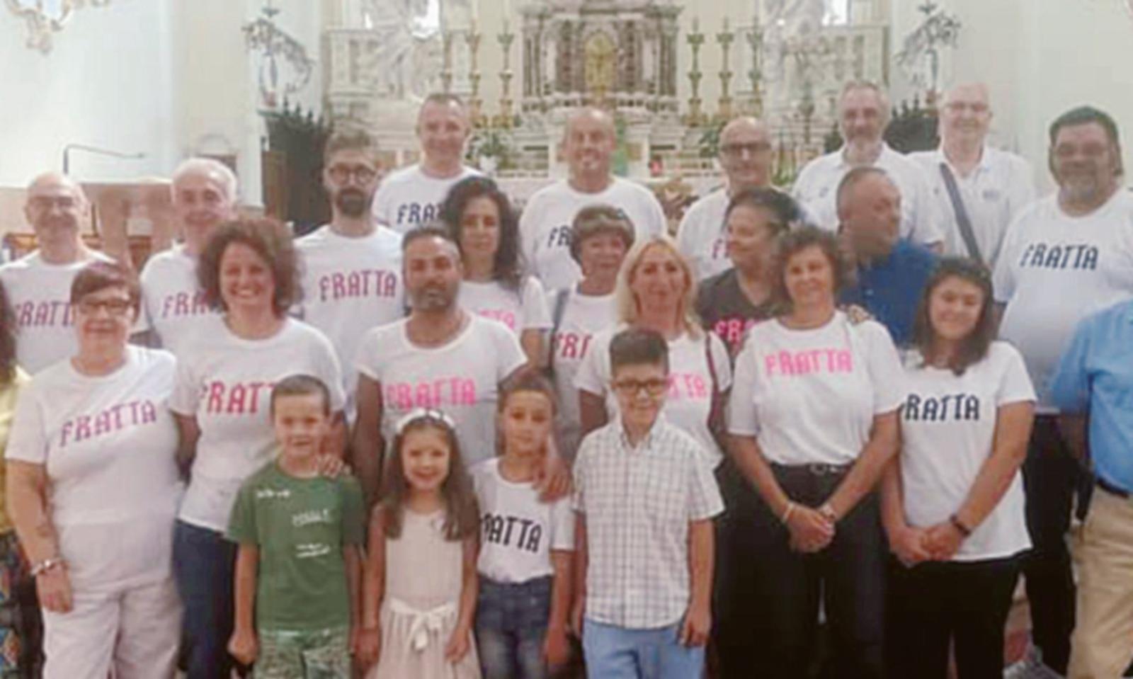 Tutti assieme, in preghiera