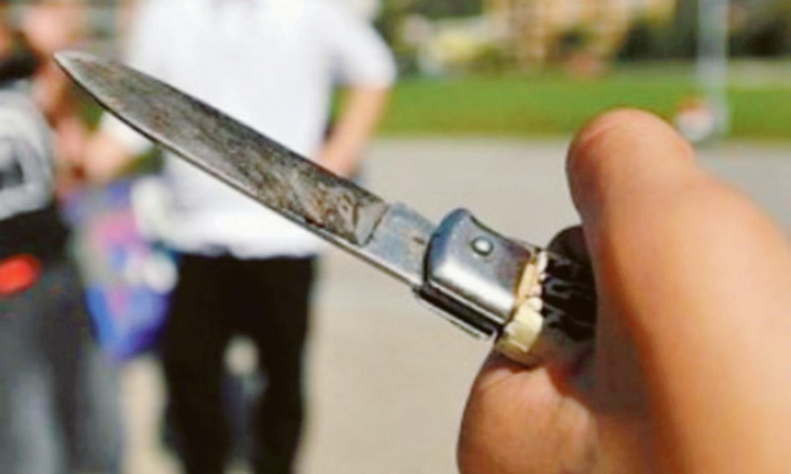 Ne ferisce tre col coltello: arrestato 21enne polesano