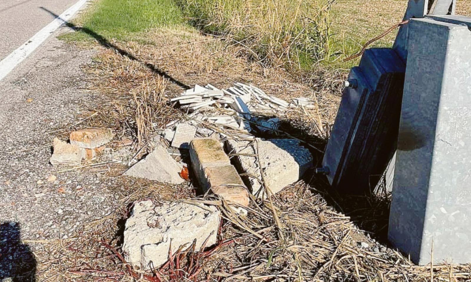 Getto di rifiuti, moda indecorosa