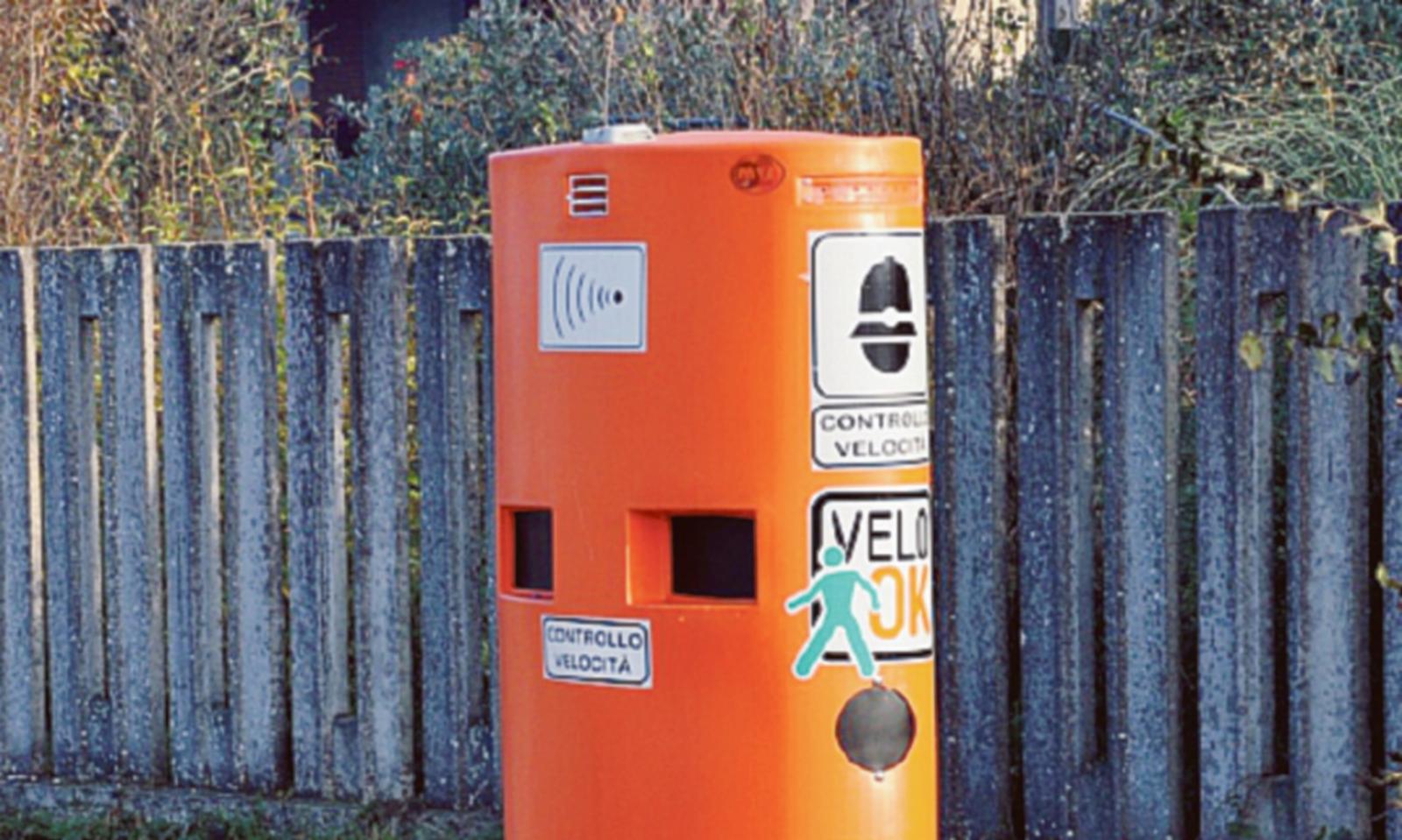 Italiani al volante: Dalla velocit&agrave; al cellulare, le cattive abitudini frenano la sicurezza