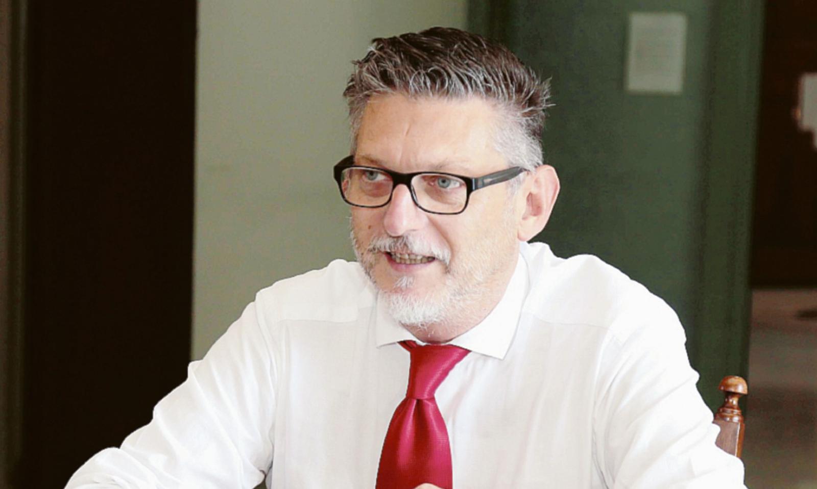 Caso Iras, soluzione in alto mare