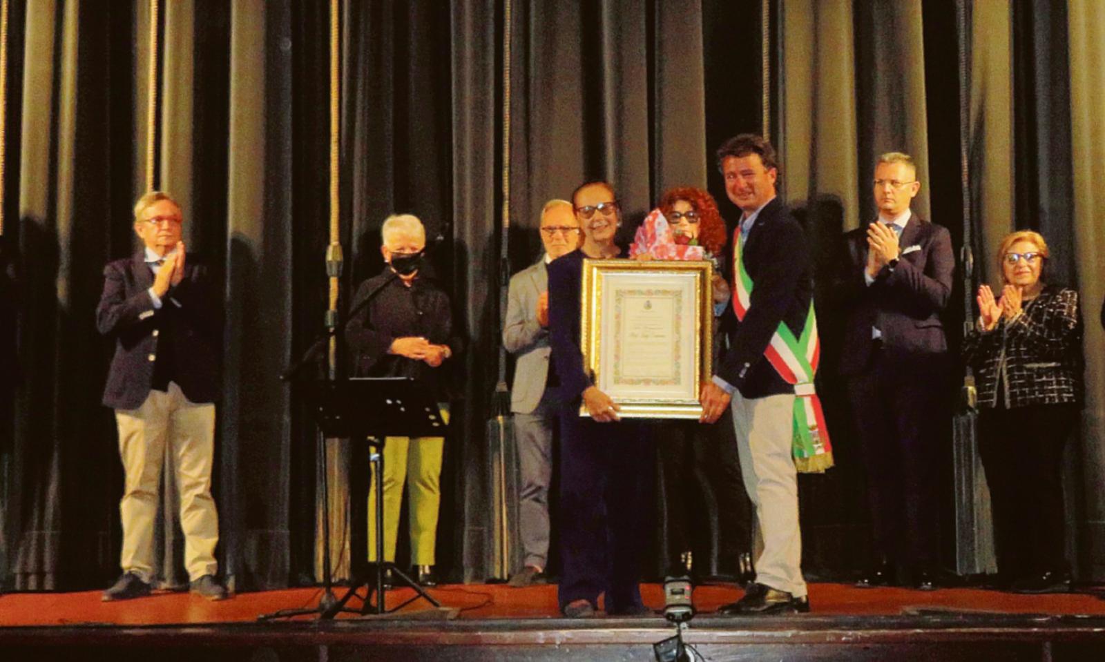 La citt&agrave; si inchina al prof Zanesco