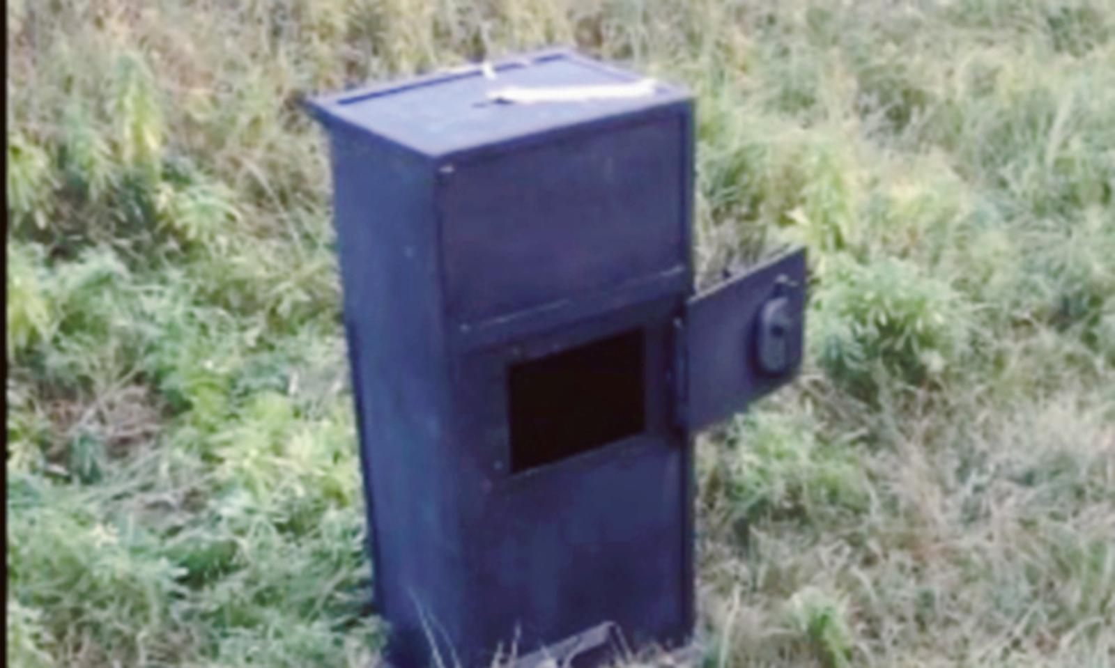 Ladri in chiesa, strappata la cassetta delle offerte