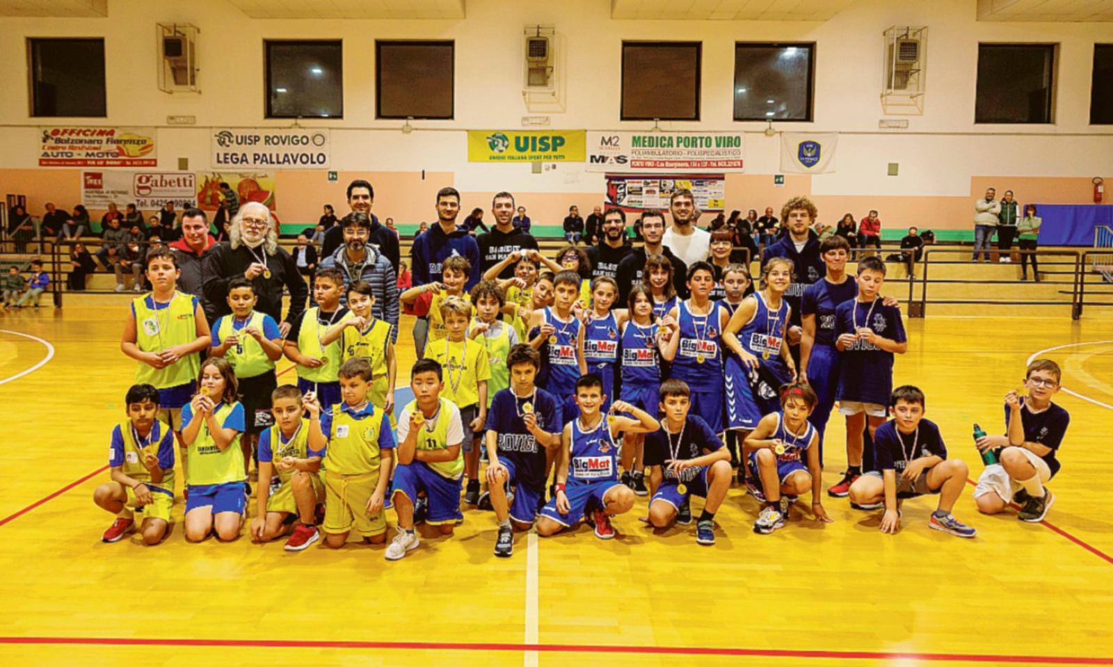 Tutti in campo per il Baffo!