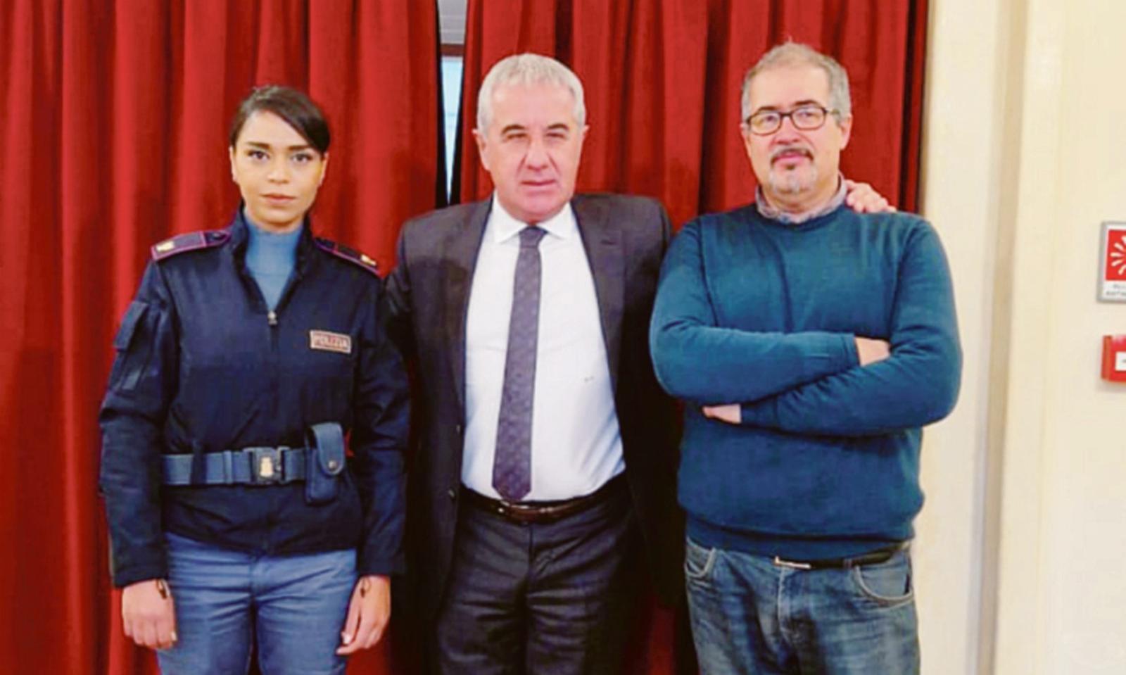 La Questura &ldquo;scende&rdquo; tra i ragazzi