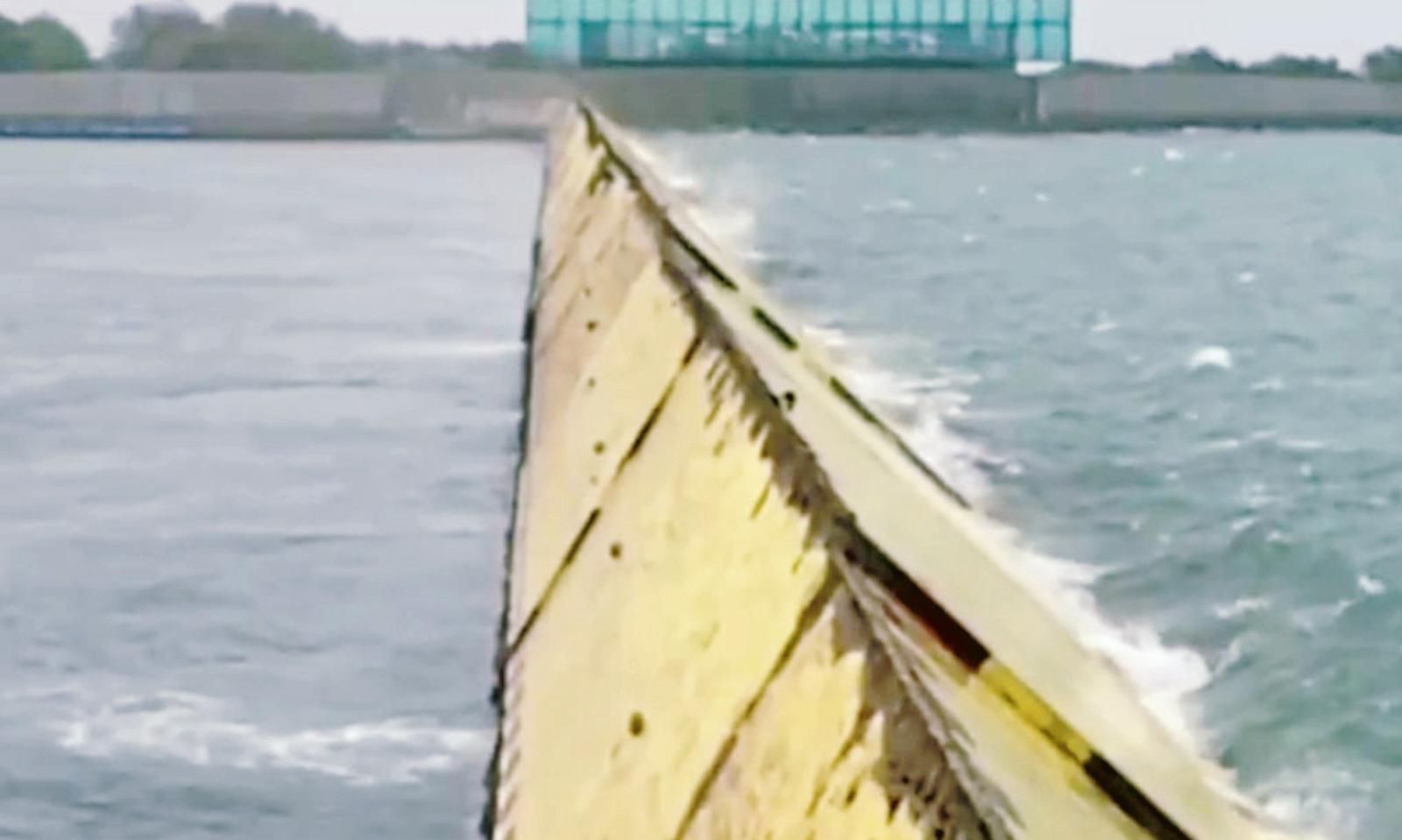 Marea storica, ma il Mose salva Venezia