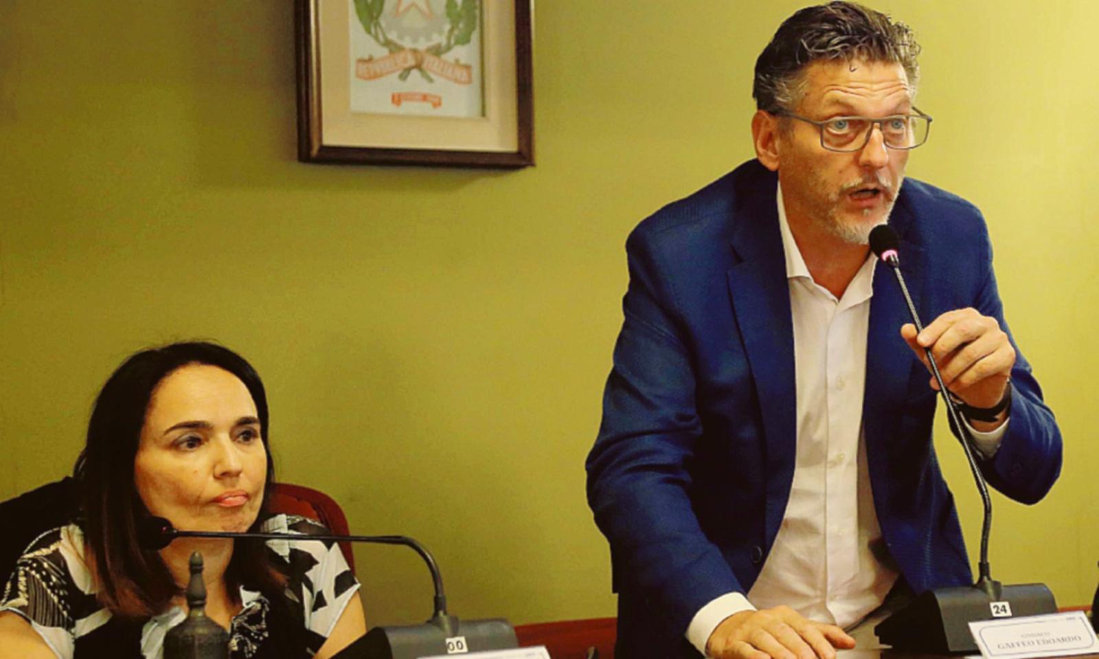 In Comune si continua a litigare