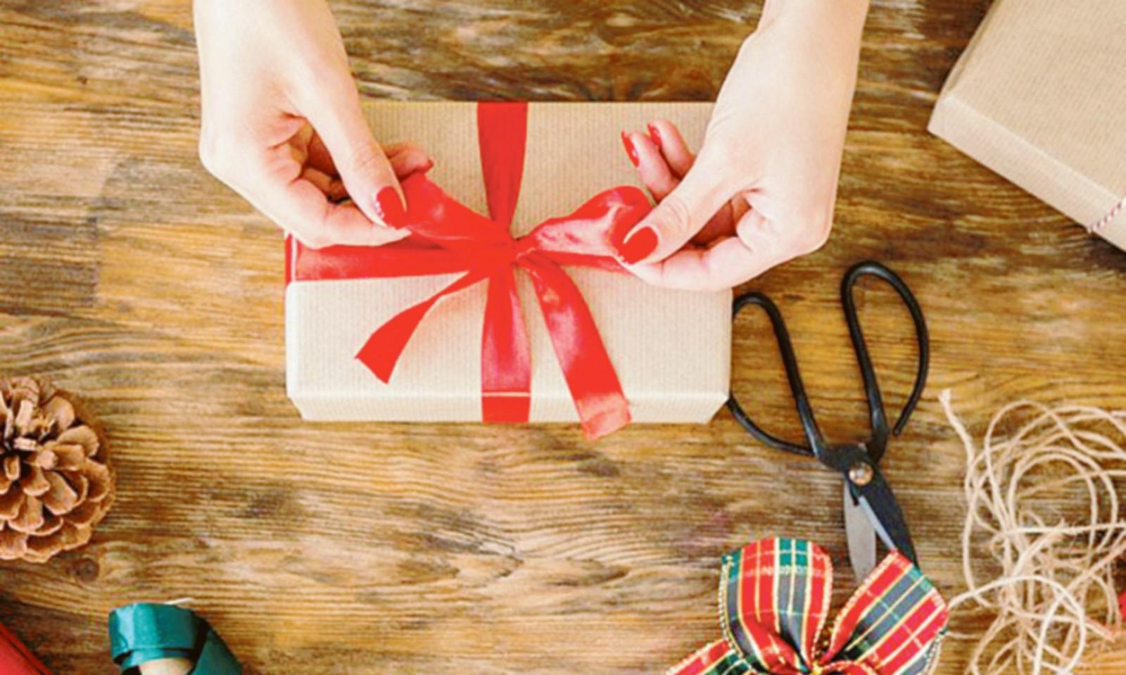 Un regalo anche per chi non pu&ograve; comprarlo