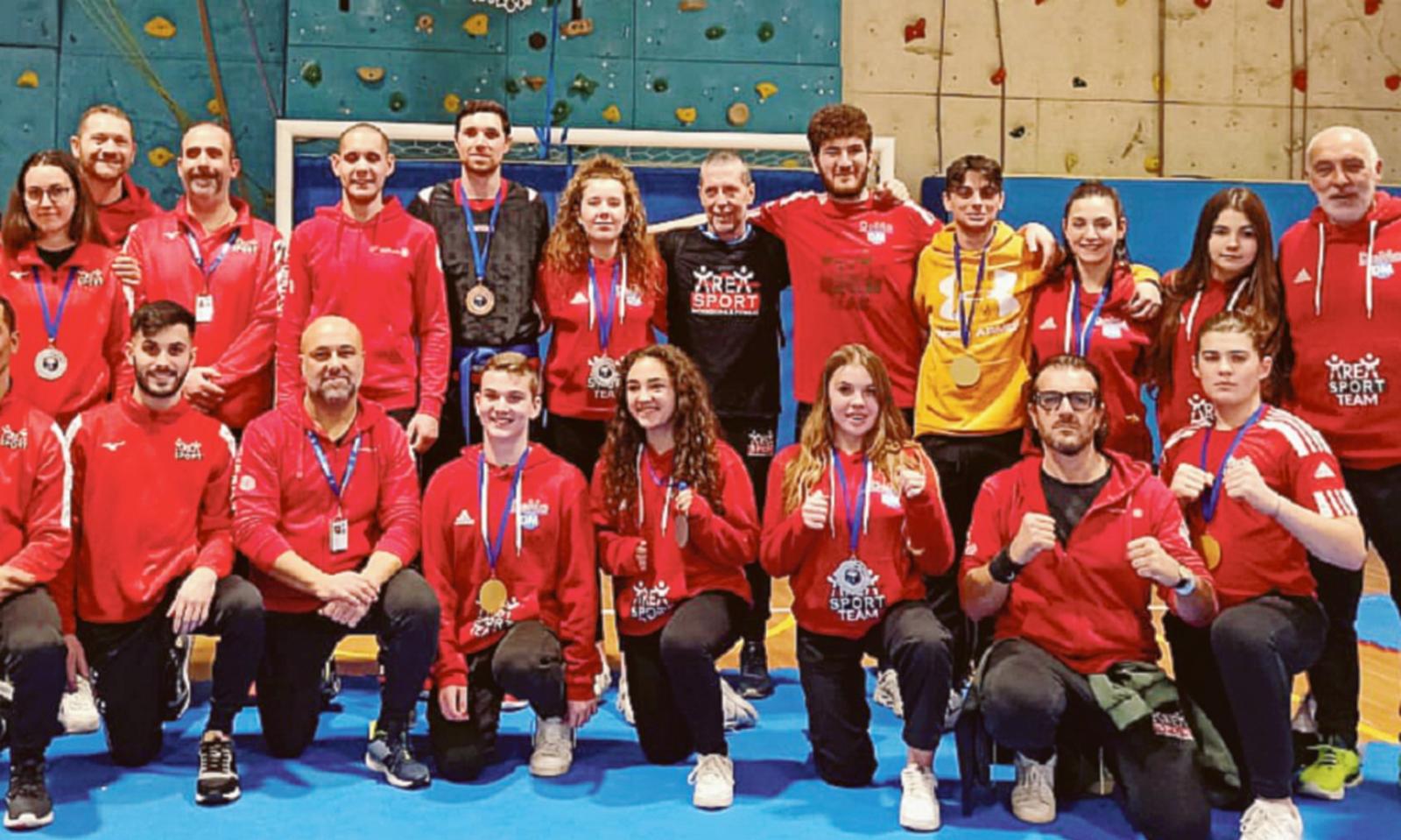 Area Sport, piovono medaglie