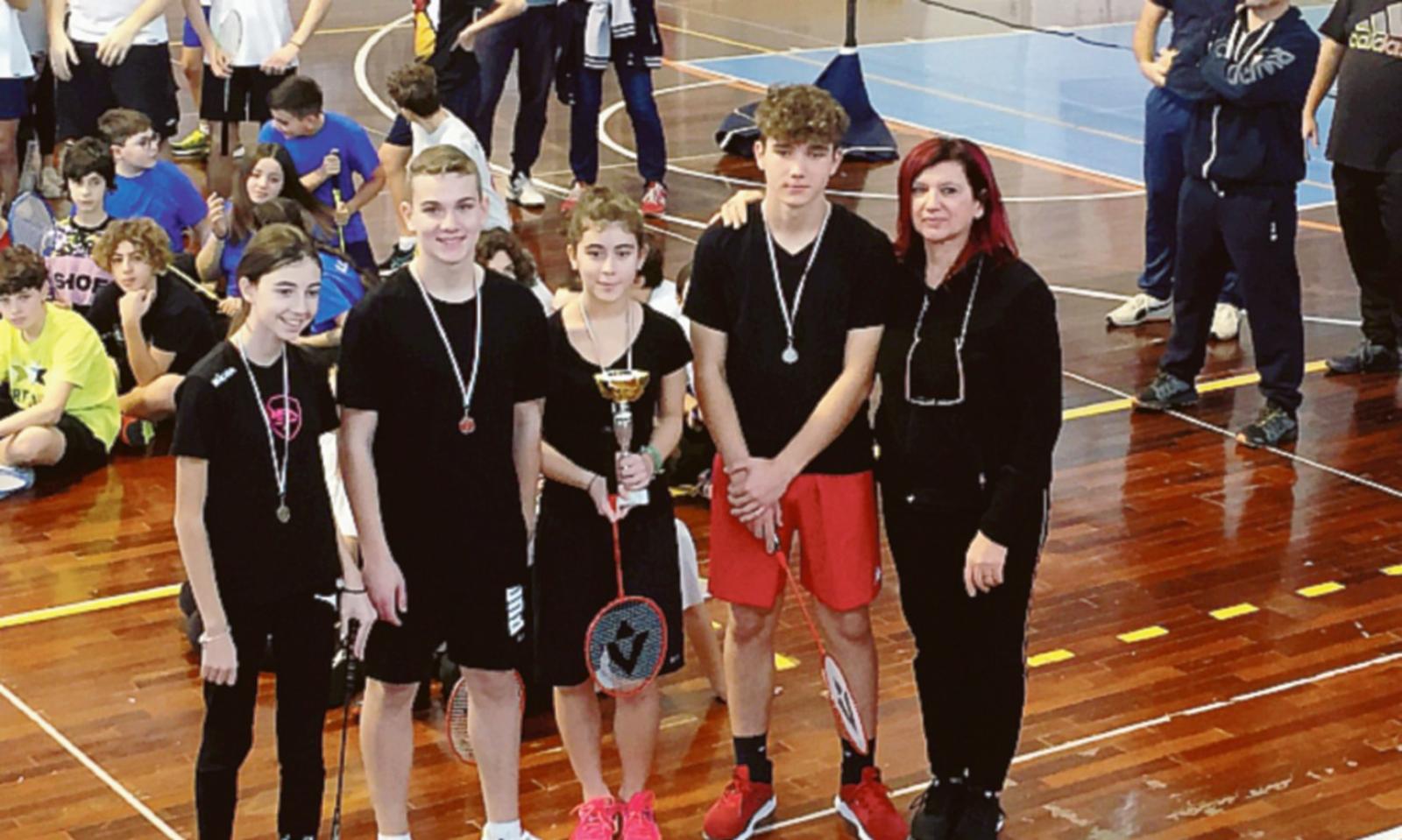 La scuola "Marin Sanudo" trionfa a badminton