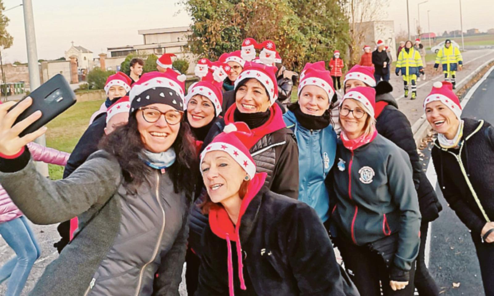 La camminata dei Babbi Natale