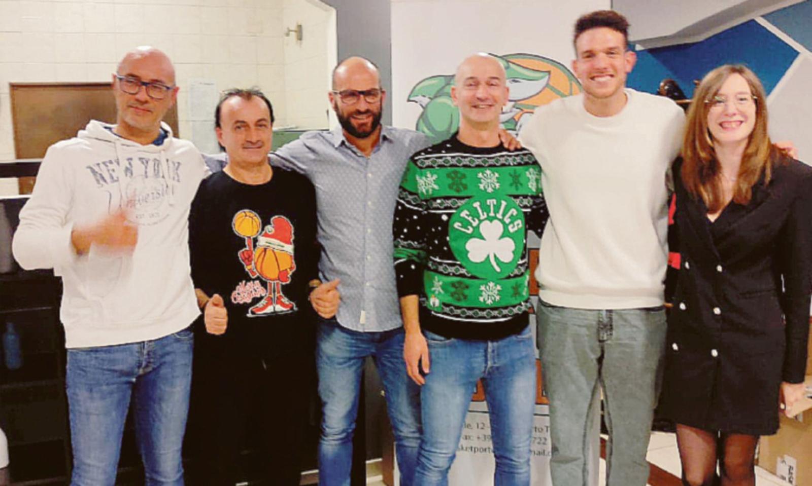 La festa della palla a spicchi