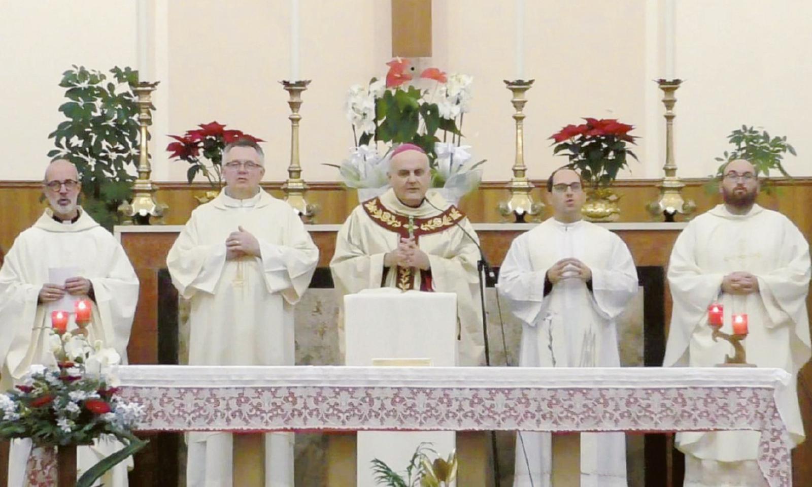 Per la prima volta, tutti assieme