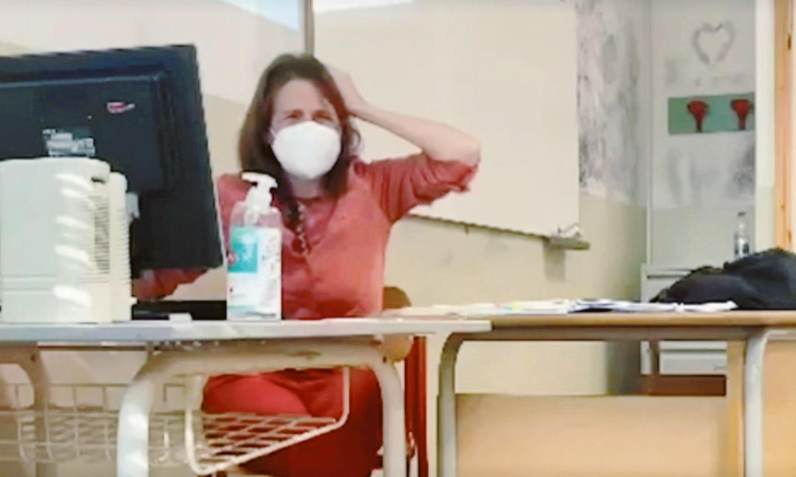 Maria Cristina Finatti colpita dai pallini sparati da una pistola ad aria compressa