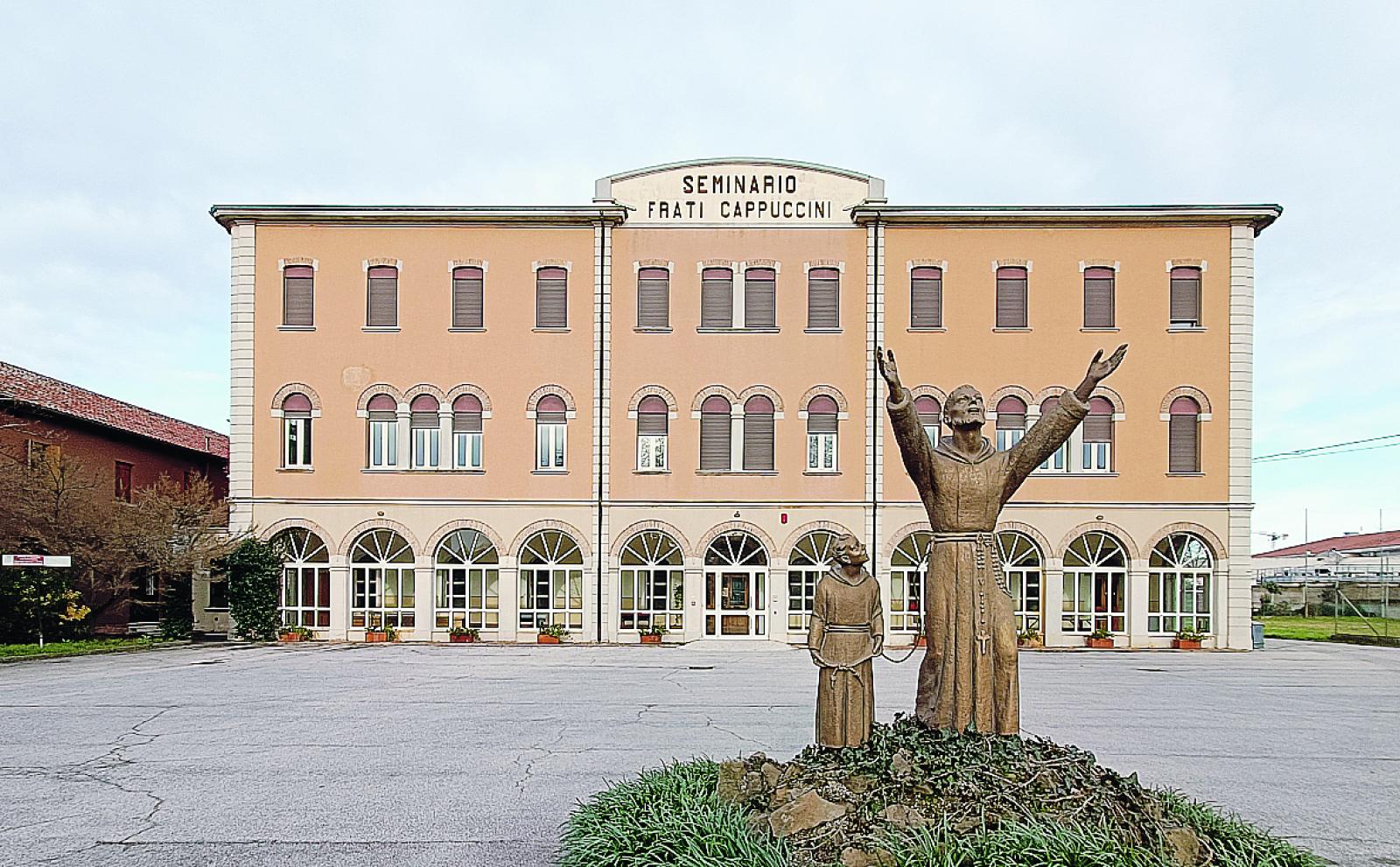 "Frati, non abbandonateci!". Pronta la petizione