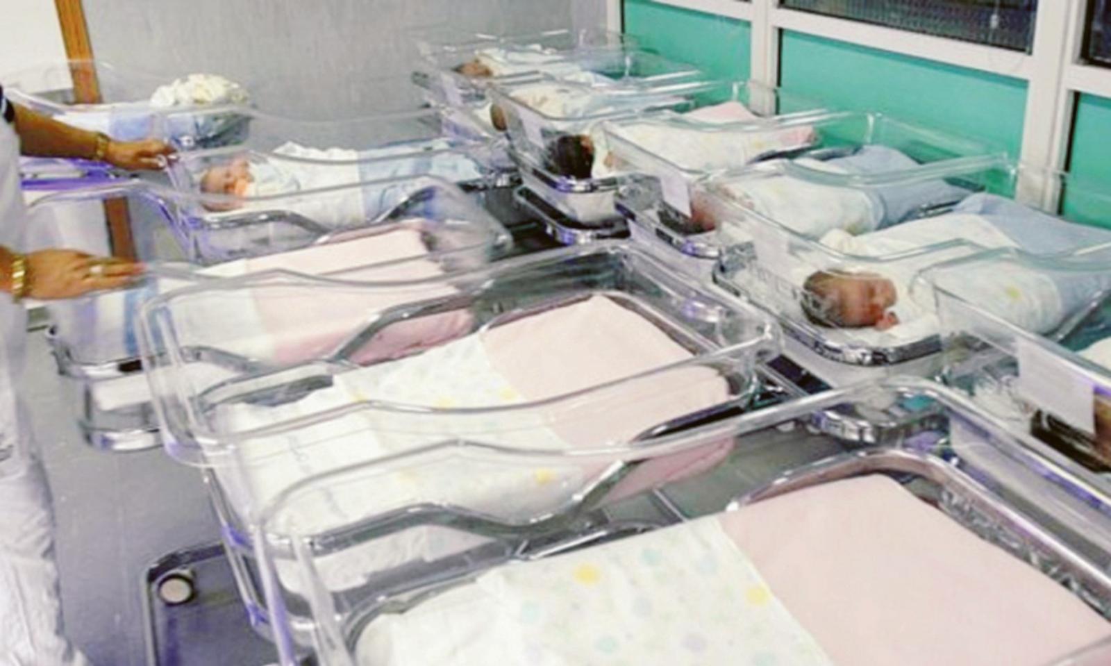 Qui nascono sempre meno bimbi