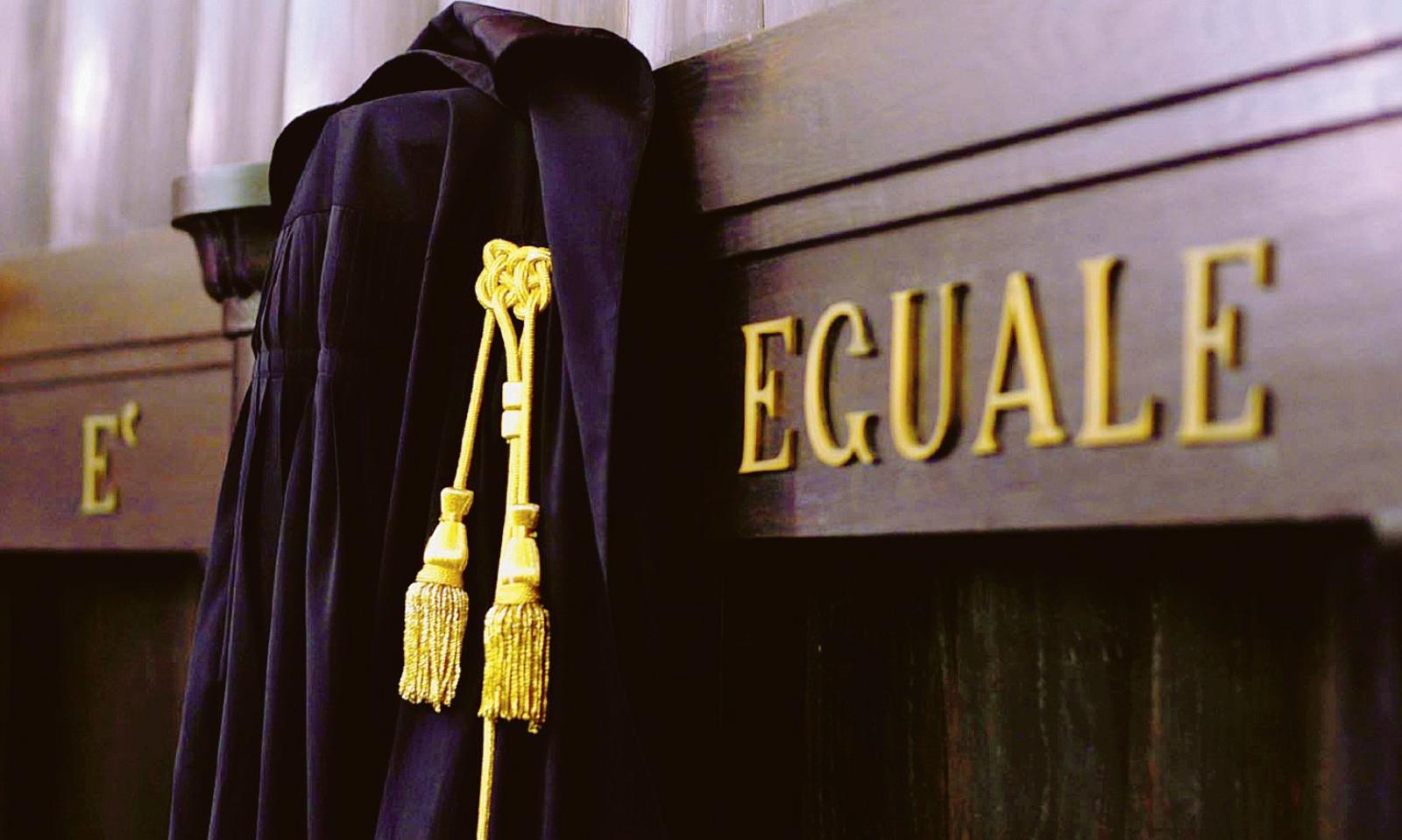 Falsa testimonianza per la casa