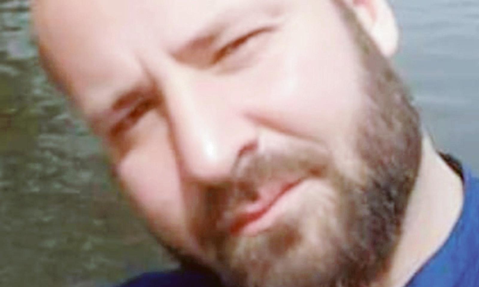 Morto ad agosto, per la burocrazia &egrave; ancora vivo